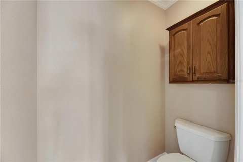 Купить виллу или дом в Аполло-Бич, Флорида 8 комнат, 139.35м2, № 1785032 - фото 21