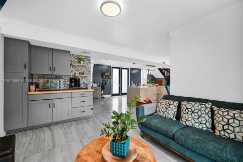 Villa ou maison à vendre à Southwest Ranches, Floride: 5 chambres, 427.16 m2 № 2048769 - photo 9