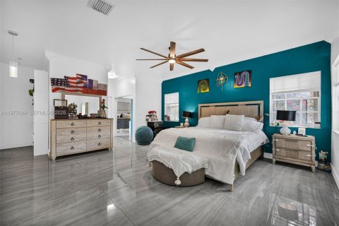 Villa ou maison à vendre à Southwest Ranches, Floride: 5 chambres, 427.16 m2 № 2048769 - photo 16