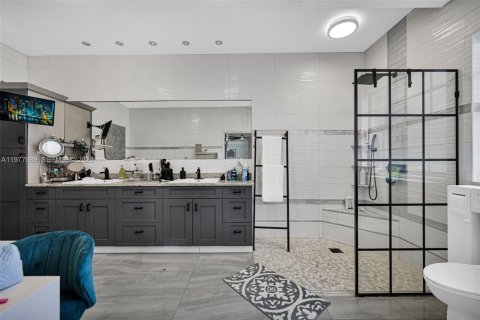 Villa ou maison à vendre à Southwest Ranches, Floride: 5 chambres, 427.16 m2 № 2048769 - photo 17