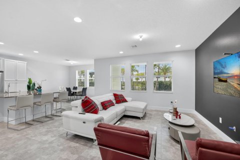 Touwnhouse à vendre à Westlake, Floride: 3 chambres, 198.63 m2 № 2187333 - photo 5