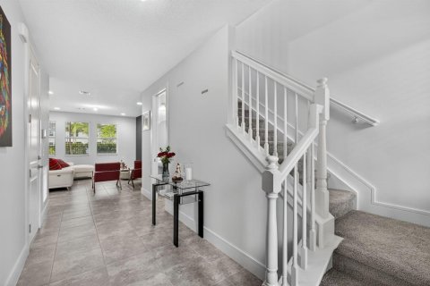 Touwnhouse à vendre à Westlake, Floride: 3 chambres, 198.63 m2 № 2187333 - photo 12