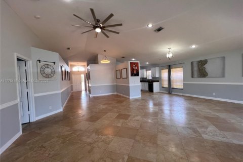 House in Boca Raton, Florida 4 bedrooms, 183.95 sq.m. № 1695684 - photo 18