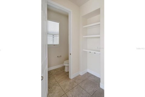 House in Kissimmee, Florida 4 bedrooms, 195.09 sq.m. № 1744387 - photo 6