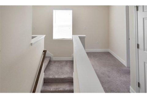House in Kissimmee, Florida 4 bedrooms, 195.09 sq.m. № 1744387 - photo 12