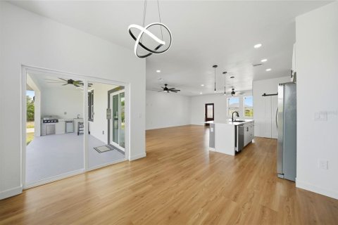 Villa ou maison à vendre à Port Charlotte, Floride: 3 chambres, 176.51 m2 № 2167572 - photo 21