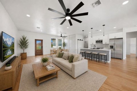 Villa ou maison à vendre à Port Charlotte, Floride: 3 chambres, 176.51 m2 № 2167572 - photo 7