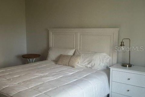 Condo in Sarasota, Florida, 2 bedrooms № 2156217 - photo 10