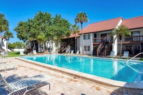 Condo in Sarasota, Florida, 2 bedrooms № 2156217 - photo 18