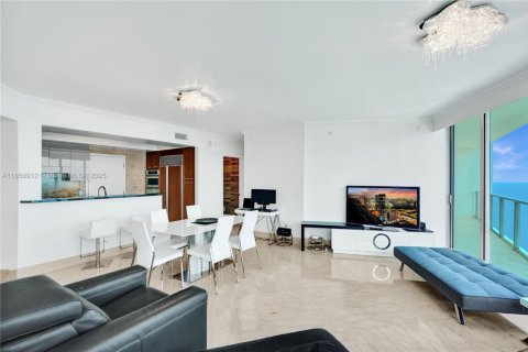 Copropriété à vendre à Hollywood, Floride: 3 chambres, 196.49 m2 № 1957696 - photo 8