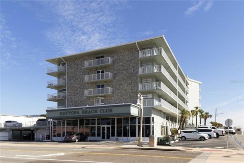 Condominio en venta en Daytona Beach, Florida, 1 dormitorio, 47.84 m2 № 2234492 - foto 6
