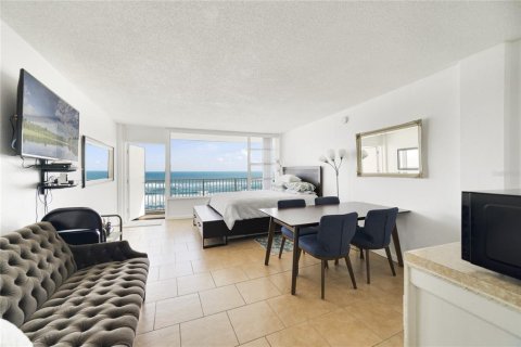 Condominio en venta en Daytona Beach, Florida, 1 dormitorio, 47.84 m2 № 2234492 - foto 13