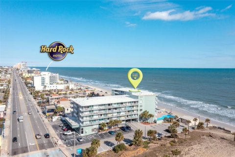 Condominio en venta en Daytona Beach, Florida, 1 dormitorio, 47.84 m2 № 2234492 - foto 10