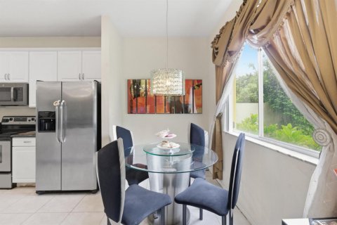 Villa ou maison à vendre à Boca Raton, Floride: 5 chambres, 303.88 m2 № 2190112 - photo 13