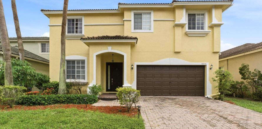 Villa ou maison à Boca Raton, Floride 5 chambres, 303.88 m2 № 2190112