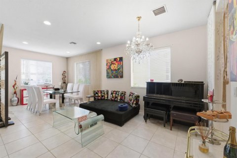 Villa ou maison à vendre à Boca Raton, Floride: 5 chambres, 303.88 m2 № 2190112 - photo 7