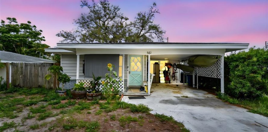 Villa ou maison à Dunedin, Floride 2 chambres, 84.54 m2 № 1747178