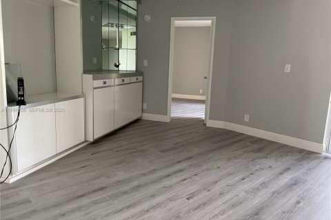 Copropriété à louer à Pompano Beach, Floride: 2 chambres, 127.28 m2 № 2023270 - photo 7