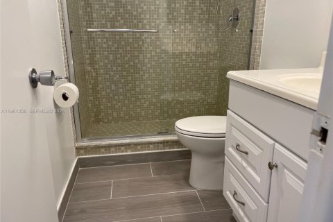 Copropriété à louer à Pompano Beach, Floride: 2 chambres, 127.28 m2 № 2023270 - photo 14