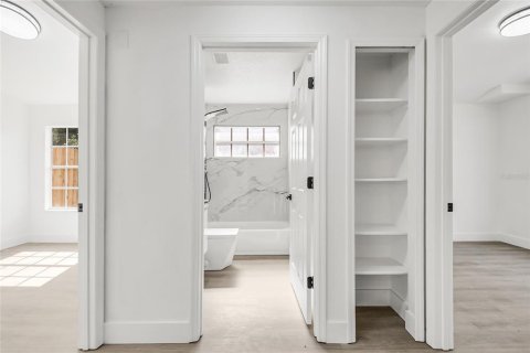 Купить виллу или дом в Киссимми, Флорида 7 комнат, 143.26м2, № 2423964 - фото 11