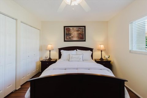 Condo in Clearwater, Florida, 2 bedrooms  № 2379515 - photo 28