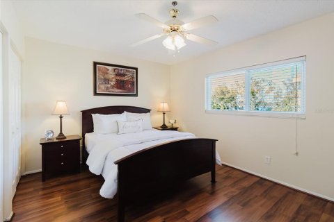 Condo in Clearwater, Florida, 2 bedrooms  № 2379515 - photo 27