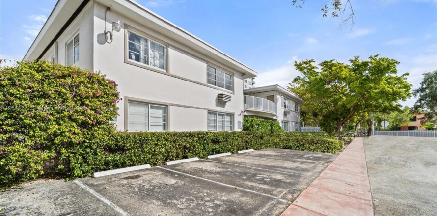 Appartement à Miami Beach, Floride 1 chambre, 65.03 m2 № 1832468