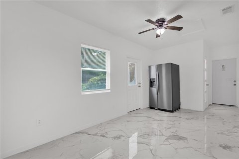 Villa ou maison à vendre à Altamonte Springs, Floride: 3 chambres, 80.27 m2 № 2230894 - photo 20