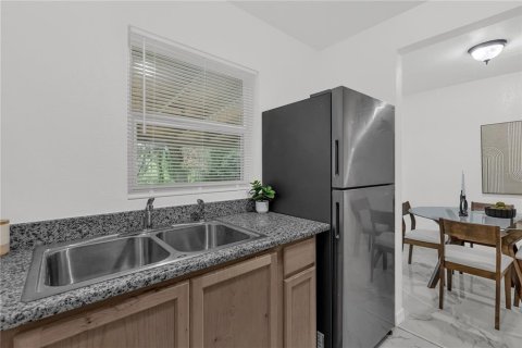 Villa ou maison à vendre à Altamonte Springs, Floride: 3 chambres, 80.27 m2 № 2230894 - photo 7