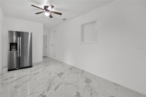 Villa ou maison à vendre à Altamonte Springs, Floride: 3 chambres, 80.27 m2 № 2230894 - photo 19