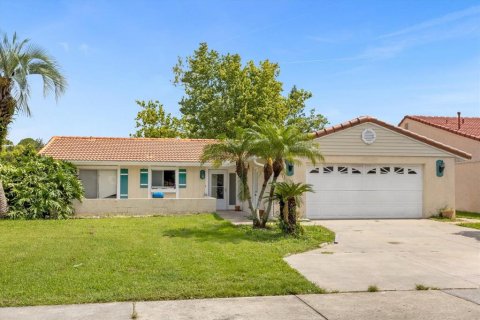 Casa en alquiler en Orlando, Florida, 3 dormitorios, 146.41 m2 № 1877281 - foto 1