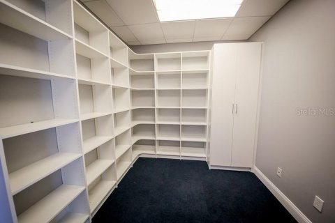 Immobilier commercial à vendre à Orlando, Floride: 273.78 m2 № 1915554 - photo 20