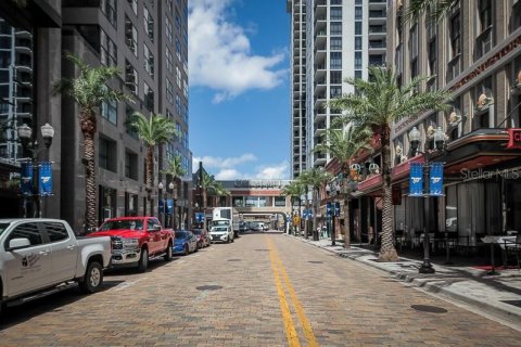 Immobilier commercial à vendre à Orlando, Floride: 273.78 m2 № 1915554 - photo 5