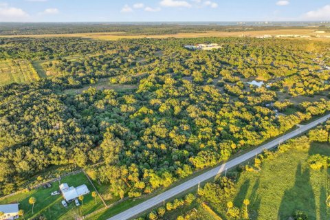 Commercial property in St. Lucie, Florida № 2083695 - photo 8