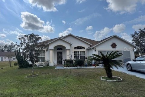 House in Kissimmee, Florida 4 bedrooms, 201.04 sq.m. № 2106161 - photo 2