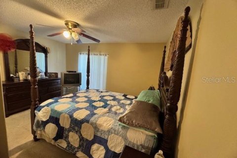 House in Kissimmee, Florida 4 bedrooms, 201.04 sq.m. № 2106161 - photo 24
