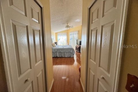 House in Kissimmee, Florida 4 bedrooms, 201.04 sq.m. № 2106161 - photo 22