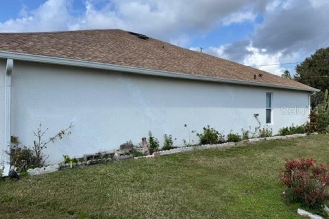 House in Kissimmee, Florida 4 bedrooms, 201.04 sq.m. № 2106161 - photo 6