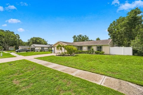 Villa ou maison à vendre à Tampa, Floride: 3 chambres, 132.2 m2 № 2284472 - photo 29