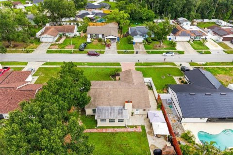Villa ou maison à vendre à Tampa, Floride: 3 chambres, 132.2 m2 № 2284472 - photo 28