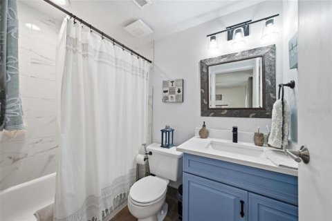 Villa ou maison à vendre à Tampa, Floride: 3 chambres, 132.2 m2 № 2284472 - photo 12