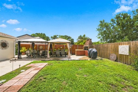 Villa ou maison à vendre à Tampa, Floride: 3 chambres, 132.2 m2 № 2284472 - photo 22