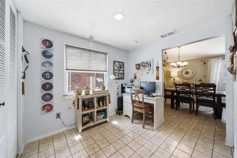 Villa ou maison à vendre à Tampa, Floride: 3 chambres, 132.2 m2 № 2284472 - photo 7