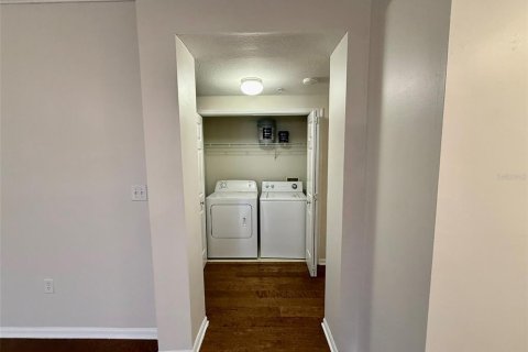 Condo in Kissimmee, Florida, 2 bedrooms  № 1850922 - photo 13