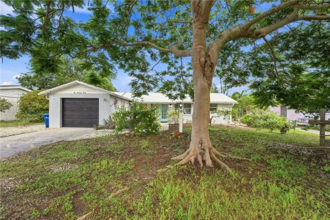 Villa ou maison à Englewood, Floride 2 chambres, 111.39 m2 № 2334038