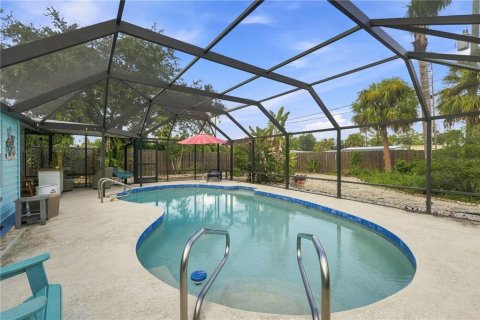 House in Englewood, Florida 2 bedrooms, 111.39 sq.m. № 2334038 - photo 6