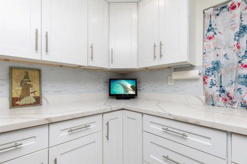 Купить кондоминиум в Тамарак, Флорида 3 комнаты, 88.26м2, № 2187136 - фото 21