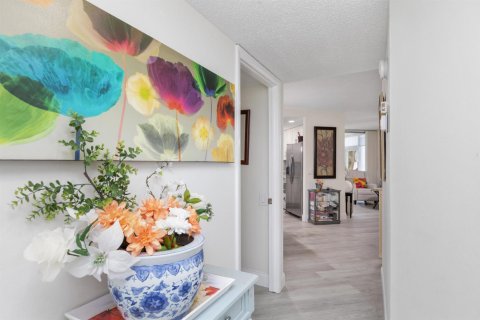 Купить кондоминиум в Тамарак, Флорида 3 комнаты, 88.26м2, № 2187136 - фото 10