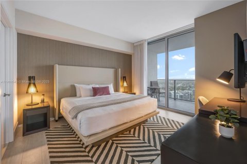 Condominio en alquiler en Hollywood, Florida, 2 dormitorios, 99.87 m2 № 2053122 - foto 18