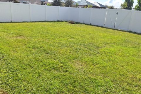 Casa en alquiler en Minneola, Florida, 5 dormitorios, 325.9 m2 № 1917182 - foto 28